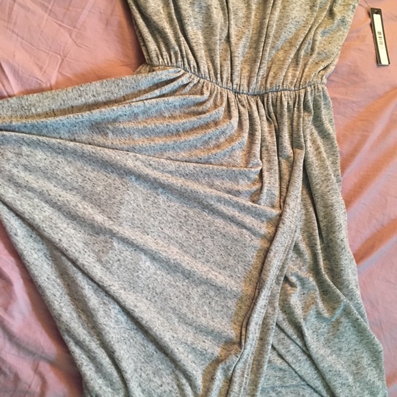 NWT Alice + Olivia strapless charcoal midi dress - Picture 5 of 8